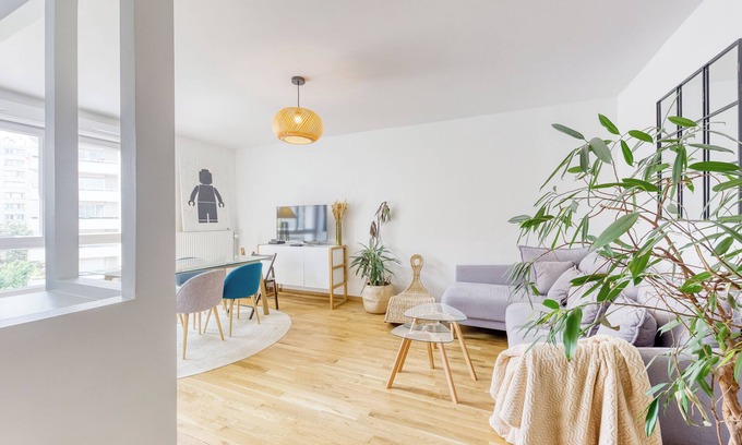 Levallois-Perret Appartement | Apartment with balcony a stone's throw from the Champs-Élysées