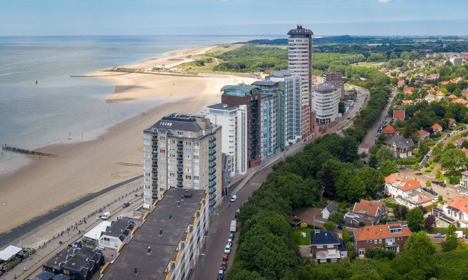 Vlissingen Appartement | Apartment with a stunning view over the Westerschelde.