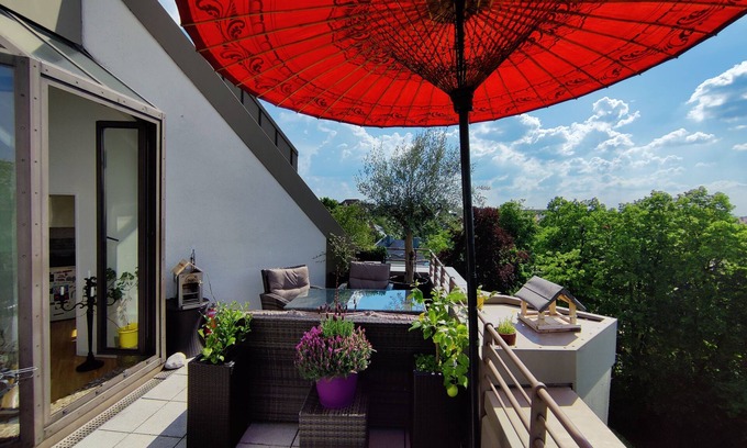 Munchner Freiheit Appartement | Apartment with astonishing view /rooftop terrace