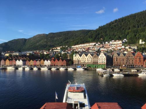 Bergen City Centre Appartement | Apartment with Beautiful View to Bryggen