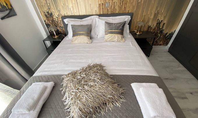 Nea Potidaia Appartement | Apartment with design, right on the beach