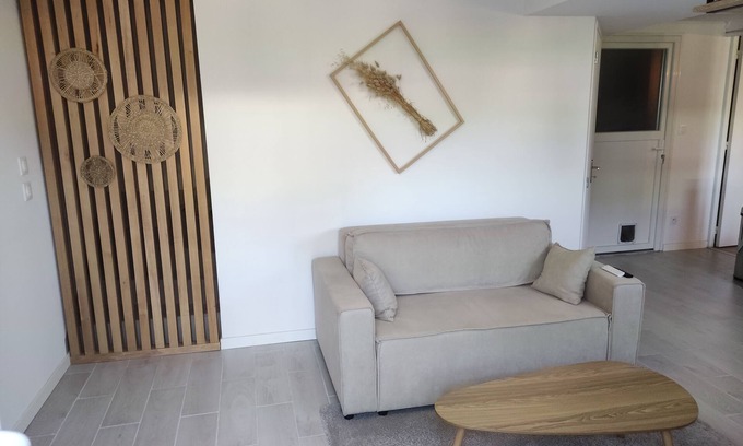 Poitiers Appartement | Apartment with garden