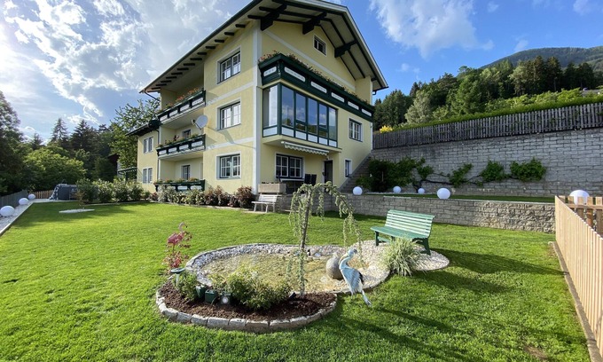 Millstatt Appartement | Appartement avec vue sur le lac et panorama sur la montagne
