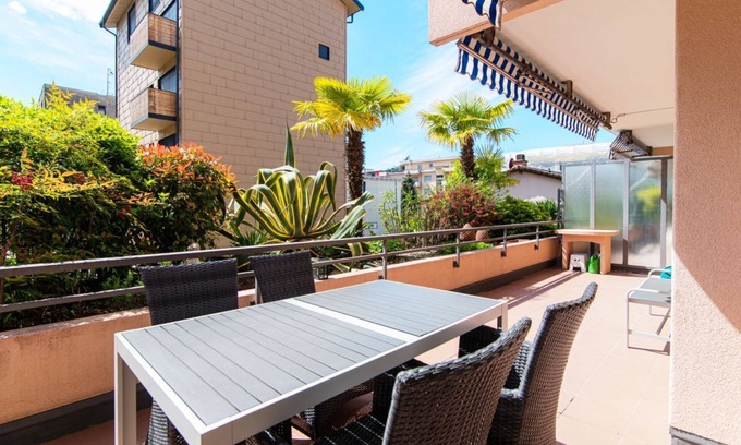 Viganello Appartement | Apartment with large terrace a stone's throw from Lugano (Agave Apartment)