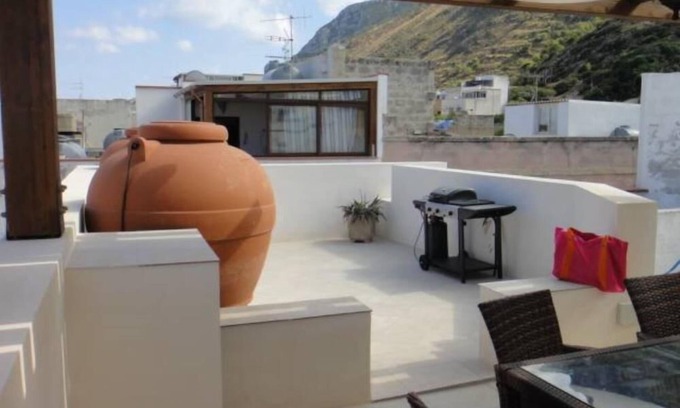 Marettimo Appartement | maison avec grande terrasse