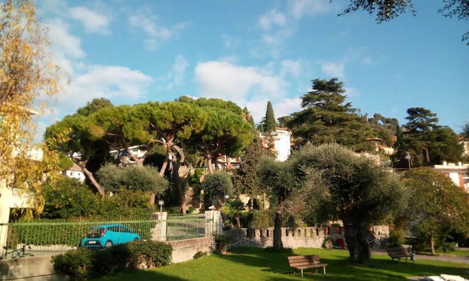 Bordighera Appartement | Apartment WITH PARKING PLACE in a peaceful corner.