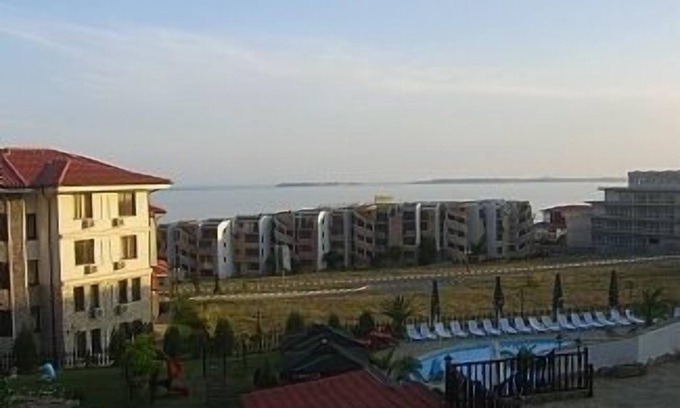 Sunny Beach Station Balnéaire | Appartement avec piscine, restaurant et vue sur la mer