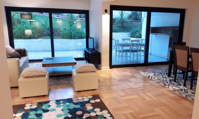 El Golf Appartement | Appartement avec jardin privé à El Golf, quartier le plus sûr et le plus luxueux.