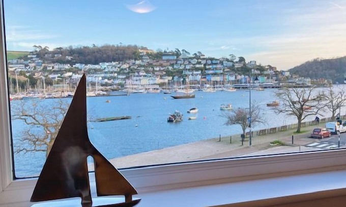 Dartmouth Cottage | 8 Mayflower Court, Dartmouth