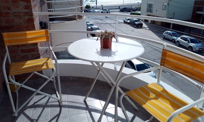 Puerto Madryn Appartement | Apartment with sea view. Pet friendly.