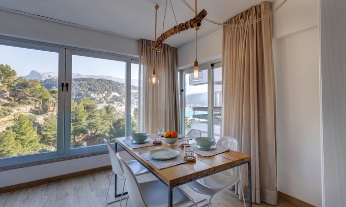 Soller Appartement | Apartment with Sea Views, WIFI and A/C, close to the Beach in Port de Sóller