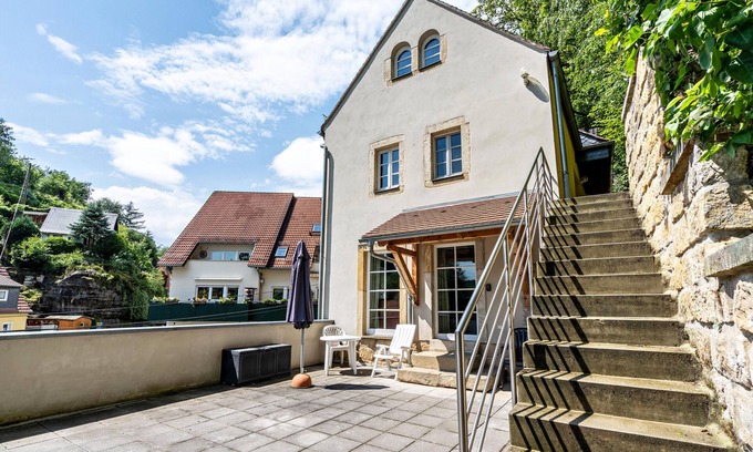 Stadt Wehlen Appartement | Appartement 'Wohnung Auf Dem Buschholz' avec vue sur les montagnes, terrasse privée et Wi-Fi