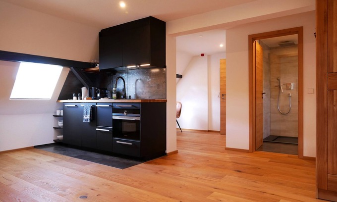 Rinken Appartement | Apartamento 'Wolf' con vistas a la montaña y Wi-Fi