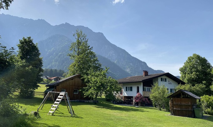 Vandans Appartement | Apartment Zimba large vacation apartment with wonderful garden in Vandans in Montafon