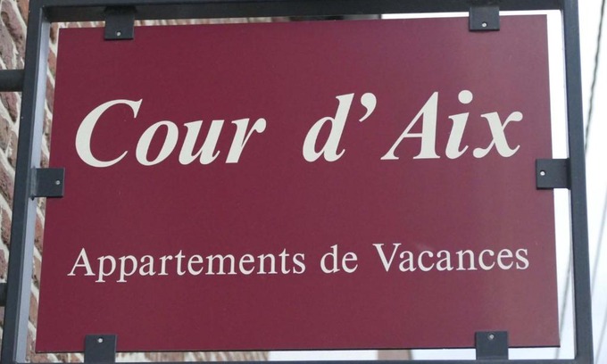 Richelle Lit Et Petit-Déjeuner | Apartments Cour d'Aix