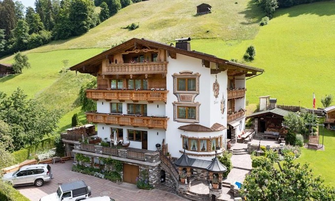 Hainzenberg Appartement | Apartments Fleidl
