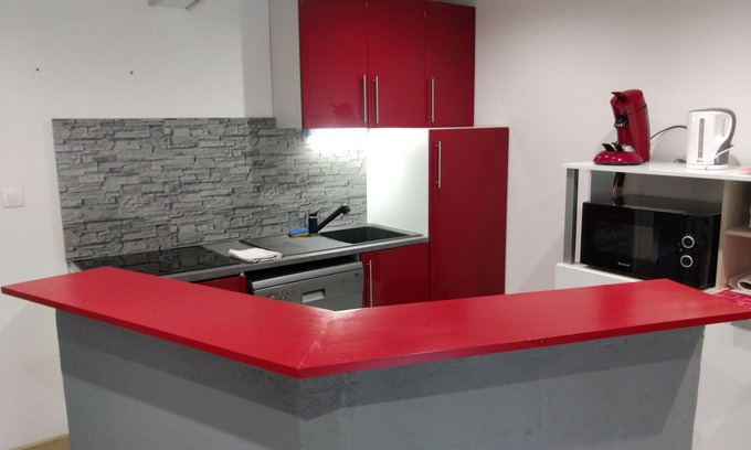 Cholet Appartement | Appartements entier 6 personnes climatisation parking privé