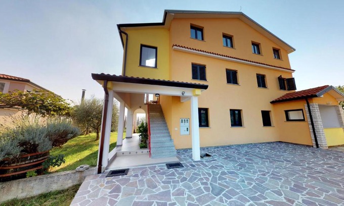 Vilanija Appartement | Apartments Goga