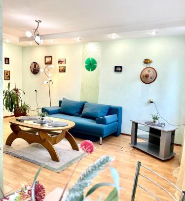 Rivne Appartement | Apartments in the city centre, near a park