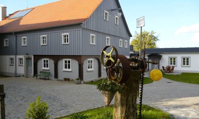 Eckartsberg Appartement | Appartements Mühlenhof