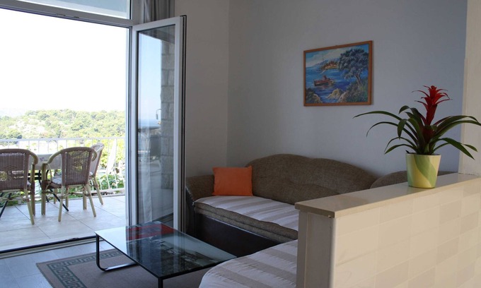 Stikovica Appartement | Apartments Matea - Two-Bedroom Apartment with Sea View and Balcony - (Štikovica)