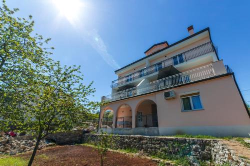 Trinajstici Appartement | Apartments Raspolic