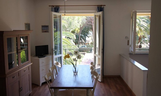 Marina di Campo Maison | Appartements Villa Monticelli - Appartement de trois chambres