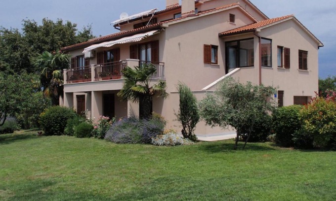 Kapelica Appartement | Apartments with parking space Presika, Labin - 7390