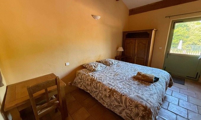 Saint-Mathieu-de-Treviers Autre | Apiana guest house with exceptional 25 m swimming pool, relaxation pool and spa.