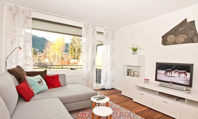 Schwarzenbach Appartement | App 1/6 - Moderne Fewo für bis 5 P. m. Balkonen + Bergblick - Ferienappartements Weissensee
