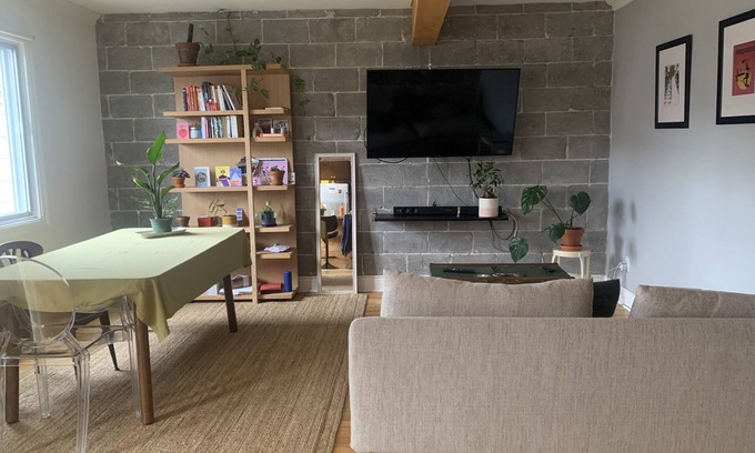 Parc Molson Appartement | App. 2 bedrooms, great location, all you will need