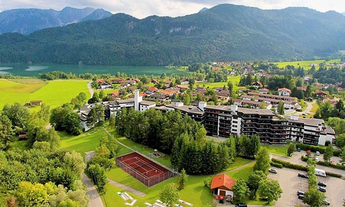 Fuessen Appartement | App 3/219 - Gemütliche Fewo für 2-4 P m. Balkon + Bergblick - Ferienappartements Weissensee