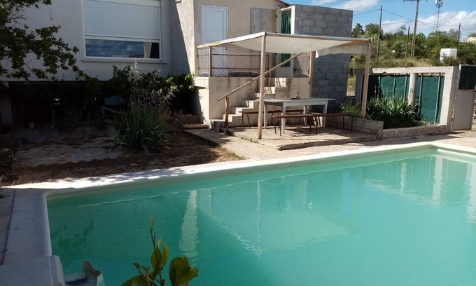 Saint-Ambroix Appartement | Apparemment avec piscine
