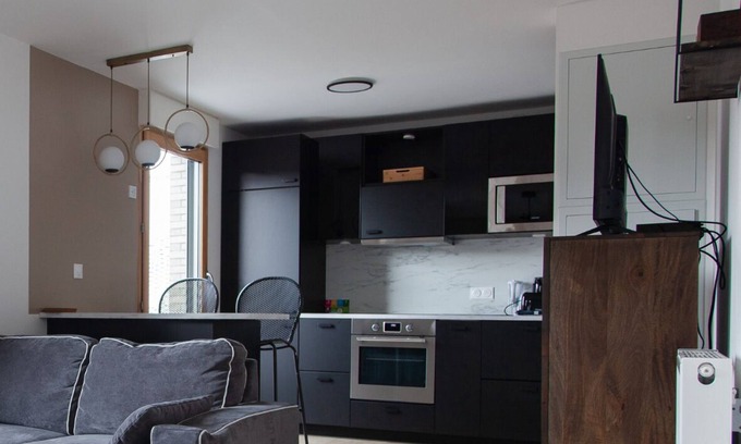 Monmousseau-Verollot Appartement | Appart Chic & Elégant-Métro 7 Leo-Lagrange+Parking