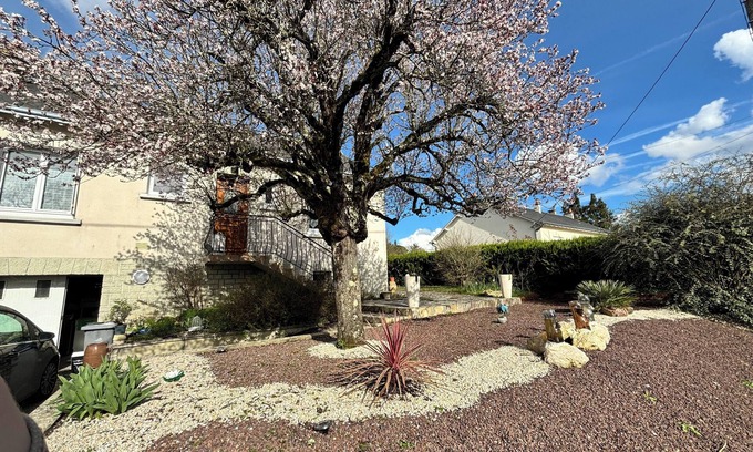 Sainte-Maure-de-Touraine Appartement | Appartement F1 au Cœur de la Touraine
