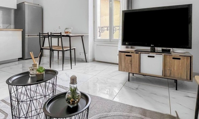 Villeneuve-Saint-Georges Appartement | Appartement moderne et Lumineux à 5 min du RER et 15 min de l'aeroport