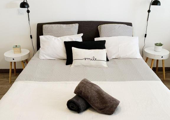 Eguilles Appartement | Appart Hôtel Cézanne