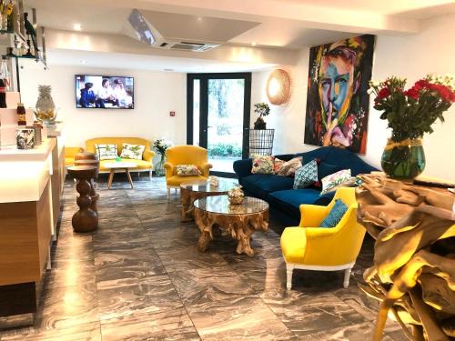 La Penne-sur-Huveaune Hôtel | Appart' Hotel La Girafe Marseille Est - Porte d'Aubagne