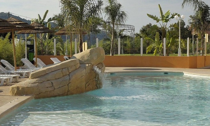 Carros Maison | Appart Hotel Lou Castelet