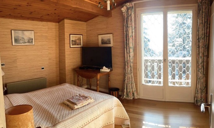 Meylan Maison | Appartement meublé 65m² en chalet - linge & ménage hebdo - jardin - parking