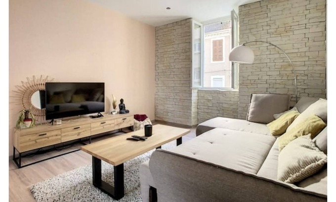 Dufau-Tourasse Appartement | Appart T2, 4 Places, à 5 Minutes du Centre Ville !