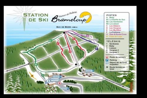Saint-Geniez-d'Olt Appartement | Appart T2 Village vacance 3 étoiles St Geniez d'Olt 2 piscines chauffées