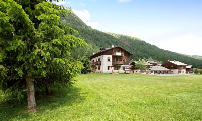 Livigno Appartement | Appartamento Cirmolo Chalet Cambra