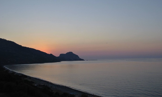 Sant'Ambrogio Appartement | Appartamento con Splendida Vista sul Mare