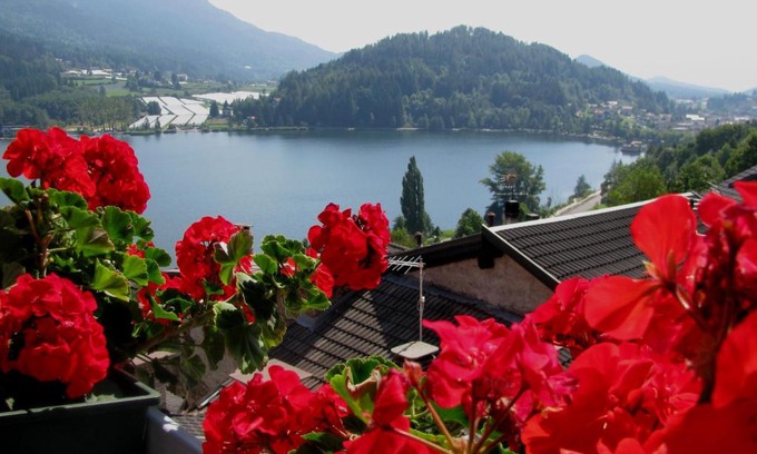 Baselga di Pine Appartement | appartamento Dossalt vista lago Serraia a 20 minuti da Trento, WI-FI e parcheggio gratuiti