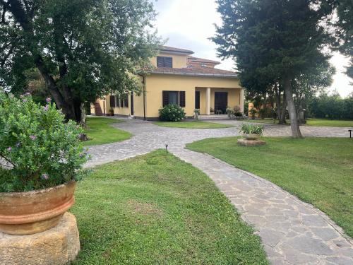 San Giuliano Terme Appartement | Appartamento i Limori