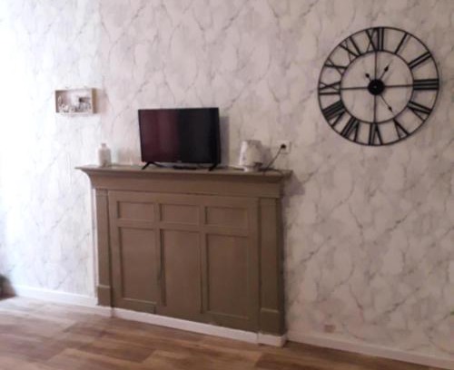Saint-Leonard-de-Noblat Appartement | Appartement agreable Hugo 2