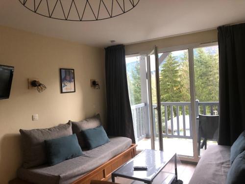 Saint-Lary-Soulan Appartement | Appartement à Saint Lary Soulan, 4-5 pers, à 150m des télécabines et du village avec piscine