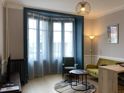 Vieux Vichy Appartement | Appartement Équipé au Cœur de Vichy – Confort et Praticité - FR-1-489-366