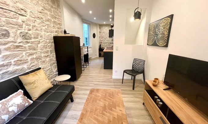 Centre Appartement | APPARTEMENT 1 CHAMBRE AVEC ENTREE INDIVIDUEL